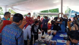 Es Corona Dicampur 10 Nabati, Duitnya Pake Digital