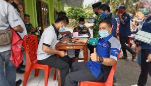 Rindu Belajar Offline, SMK Muara Enim Wajibkan Guru dan Staf Divaksin