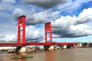 Indahnya Panorama Pagi dan Sejuknya Sepoan Angin di Tepian Sungai Musi