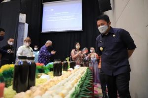 Ditargetkan Jadi Makanan Dunia, Produksi Pempek Capai 11 Ton Per Hari