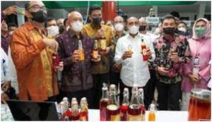 Pembangunan Pabrik Minyak Makan Merah Berbasis Koperasi