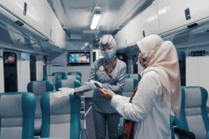 Tidak Menunjukan Bukti Vaksin, Dilarang Naik Kereta Api
