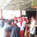 'Semangat 45' Ibu-ibu PKK Desa Tanjung Baru OKU Meriahkan HUT RI ke-77