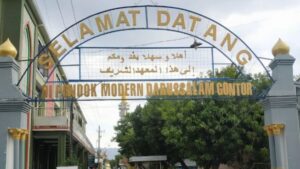 Santri Meninggal, Ponpes Gontor Minta Maaf Usai Ibu Santri Mengadu ke Hotman Paris