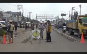 Jalan SMB II Palembang, Batas Palembang – Banyuasin Ditutup, Lewati Jalur Alternatif