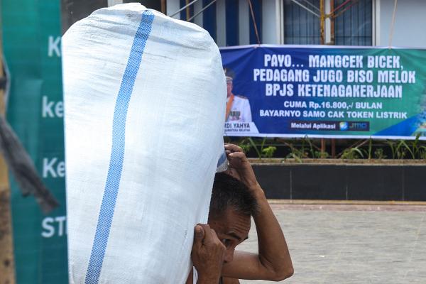BPJS Target 51Ribu Pekerja Informal Termasuk Pedagang Pasar 16 Palembang