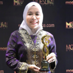 Wawako Palembang Fitrianti Fitrianti Agustinda Raih Penghargaan Moeslim Choice Award 2022
