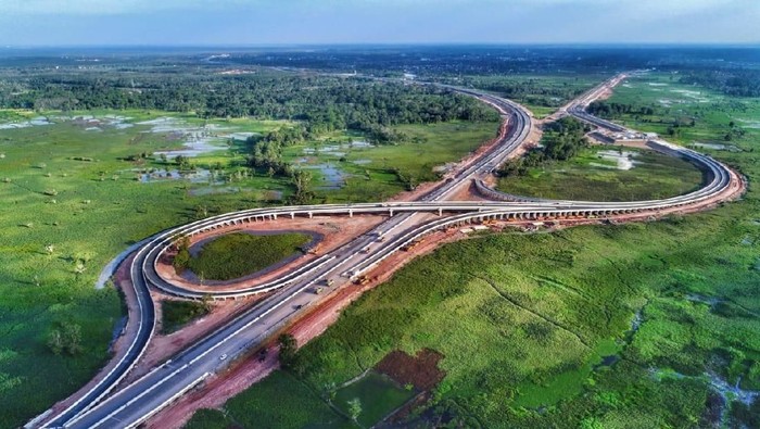 Arus Balik Tol Palembang Lampung Ramai Lancar