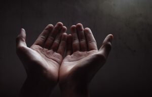 Doa Naik Kendaraan, Perjalanan Mudik, dan Tiba di Kampung Halaman