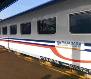 Perjalanan KA Rajabasa Lintas Kertapati-Tanjung Karang Dibatalkan Hingga Sepekan