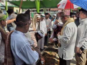 Makam Bersejarah Namun Bermasalah ‘Pangeran Kramo Jayo’ Dikunjungi Ratusan Zuriah Palembang dan DPRD