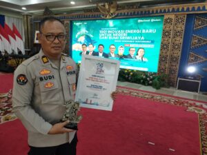 Kapolres OKU Terima Sertifikat 1001 Atas Inovasi Energi Baru untuk Negeri