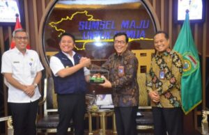 Petani Sering Mengeluh Soal Pupuk, Herman Deru Sampaikan pada Audiensi Pimpinan PT Pupuk Indonesia (Persero)