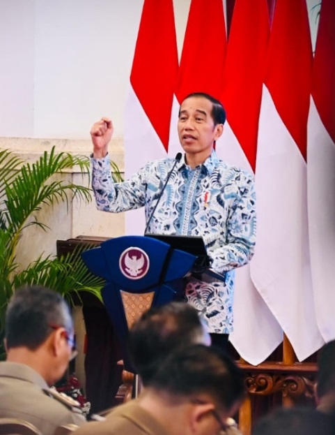Diundang ke lstana Negara, Ratu Dewa Simak Arahan Presiden Jokowi