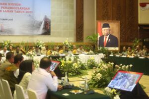 Pj Gubernur Sumsel Rakorsus Bersama Menkopolhukam dan Wamen LHK RI, Bahas Karhutla di Sumsel