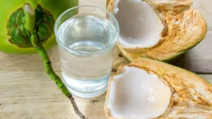 Jarang Diketahui, 8 Manfaat Air Kelapa Muda untuk Kesehatan