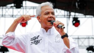 Ganjar Sarankan Pejabat yang Mencalonkan DIri Mundur dari Jabatan, Termasuk Mahfud