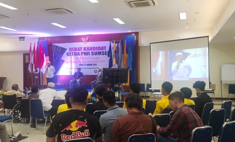 Suasana Debat Kandidat Ketua PWI Sumsel di Aula Universitas Terbuka Palembang