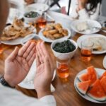 6 Makanan Mesti Dihindari Saat Sahur dan Berbuka Puasa