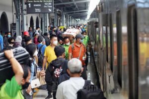 Arus Balik Stasiun Kertapati Hingga 16 April Diprediksi Layani Lebih dari 3.000 Penumpang