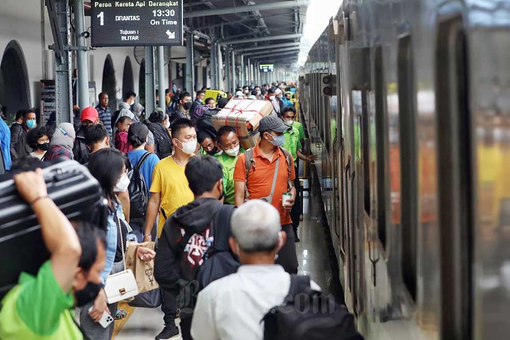 Arus Balik Stasiun Kertapati Hingga 16 April Diprediksi Layani Lebih dari 3.000 Penumpang