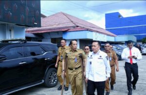 Hari Pertama Masuk Kerja Pasca Lebaran, Pj Gubernur Agus Fatoni Sidak ke Sejumlah OPD