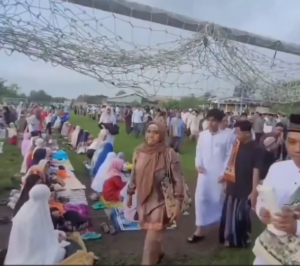 Viral Jemaah Sholat Idul Fitri Bubar Saat Khotib Berikan Khotbah Kecurangan Pemilu