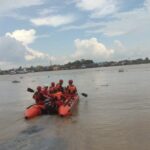 Bocah Terbawa Arus Saat Berenang di Sungai Musi