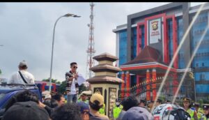 Ratusan Massa SIRA Harap Polda Sumsel Tindak Lanjuti Laporan Aduan Mereka