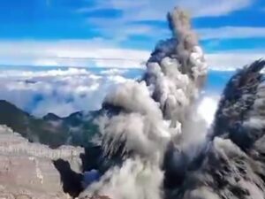 Gunung Dempo Status ‘Waspada, Aktivitas Pendakian Ditutup Hingga 8 Juni 2024