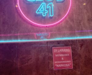 Penyegelan DA Club 41 Owner Keluhkan Nasib Karyawan