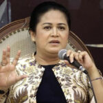 Prof. Dr. Connie Rakundini Bakrie (Connie) dalam zoom jarak jauh yang ditayangkan di youtube Abraham Samad Speak Up (31/12/2024) | Foto: CNN