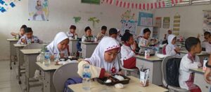 2.968 Pelajar TK, SD, SMP Palembang Nikmati Makanan Bergizi Gratis