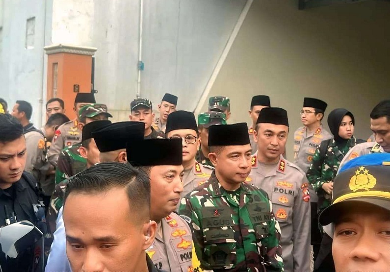 Panglima TNI dan Kapolri Beri Penghormatan Terakhir untuk Briptu Anumerta M Ghalib