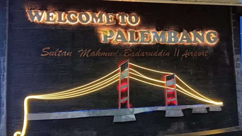 Lonjakan Penumpang di Bandara SMB II, 12.000 Orang Diperkirakan Puncak Arus Balik