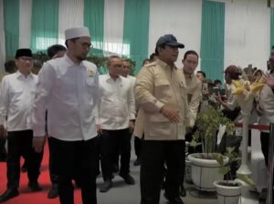 Prabowo Puji Ustadz Adi Hidayat Gagas Gerakan Indonesia Menanam