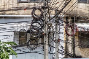Kabel Internet Kusut Ganggu Wajah Kota, Pemkot Palembang Ancam Tertibkan Paksa