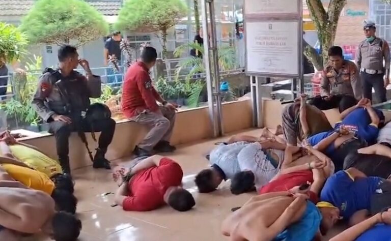 Kerusuhan Pecah Saat Ustadz Abdul Somad Ceramah di Dalam Lapas Muara Beliti