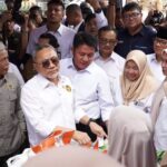 Menko Zulhas: Koperasi Bisa Langsung Jual LPG dan Pupuk Tanpa Izin Tambahan