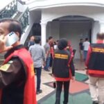 Rumah Harnojoyo dan Eddy Hermanto Tersangka Karupsi Proyek Pasar Cinde Digeledah Kejati