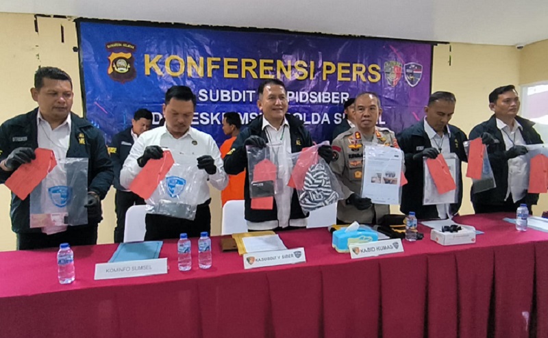 Sindikat Penjualan Video Porno Editan Picu Pemerasan, Pelaku Ayah dan Anak