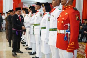 Gubernur Sumsel Kukuhkan 50 Paskibraka di HUT RI 2025