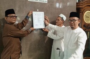 KUA Palembang Luncurkan Program Mantaf Tempel Info Wakaf di Dinding Masjid