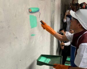 Wujudkan Program Palembang Belagak, Wali Kota Ikut Mengecat