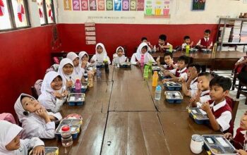 makan bergizi gratis (Foto Tribunews)