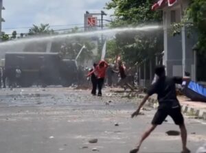 Demo Ricuh DPRD OKU, Polisi Buru 4 DPO dan Sita Bom Molotov