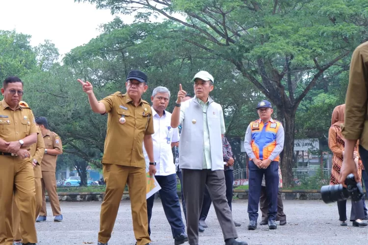 Terminal Karya Jaya Palembang Disiapkan Jadi Kantong Parkir Truk Bertonase Besar