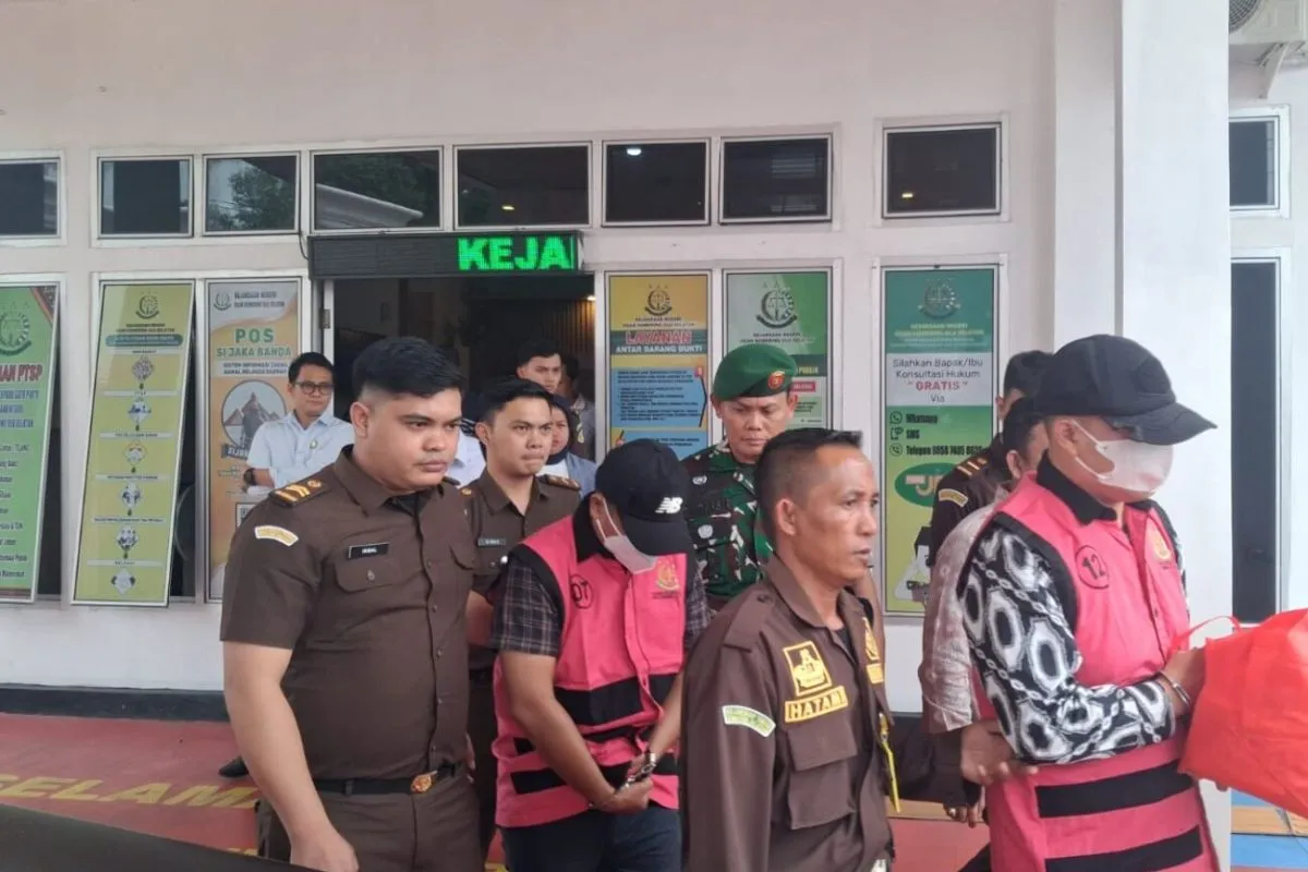 Kejari OKU Selatan Tahan Dua Pejabat Dispora Rugikan Negara Rp913 Juta