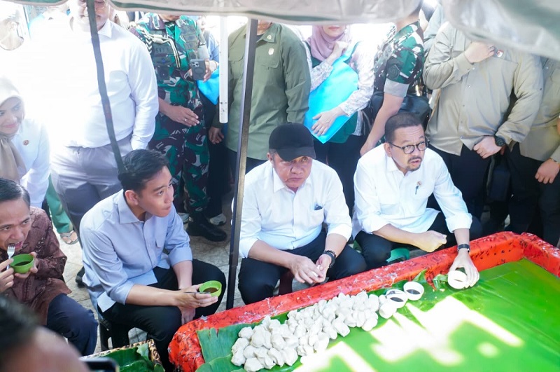Lagi-Lagi Keracunan MBG di Sumsel, Kepala Staf Presiden Beri Saran Sertifikasi