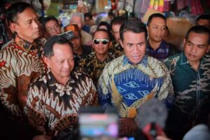Mentan Amran Pastikan Tahun Ini Tidak Impor Beras, Stok Tembus 4 Juta Ton